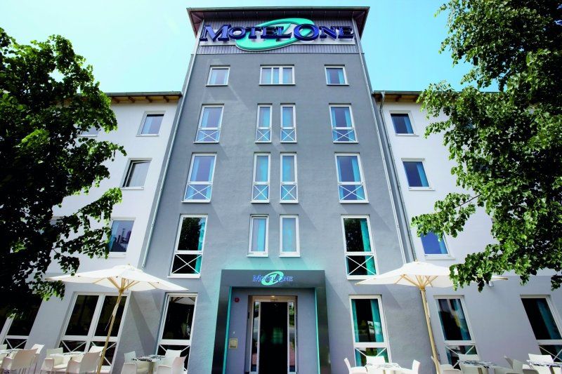 B&B Hotel Duesseldorf City-Sued Exterior photo